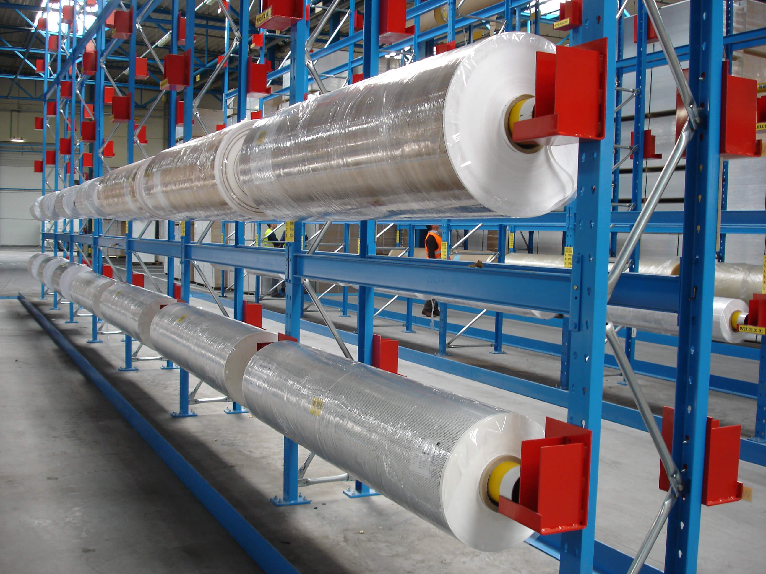 racking systems for storage of aluminium